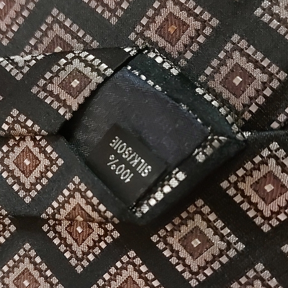 Set of 4 100% vintage silk ties - Picture 4 of 11